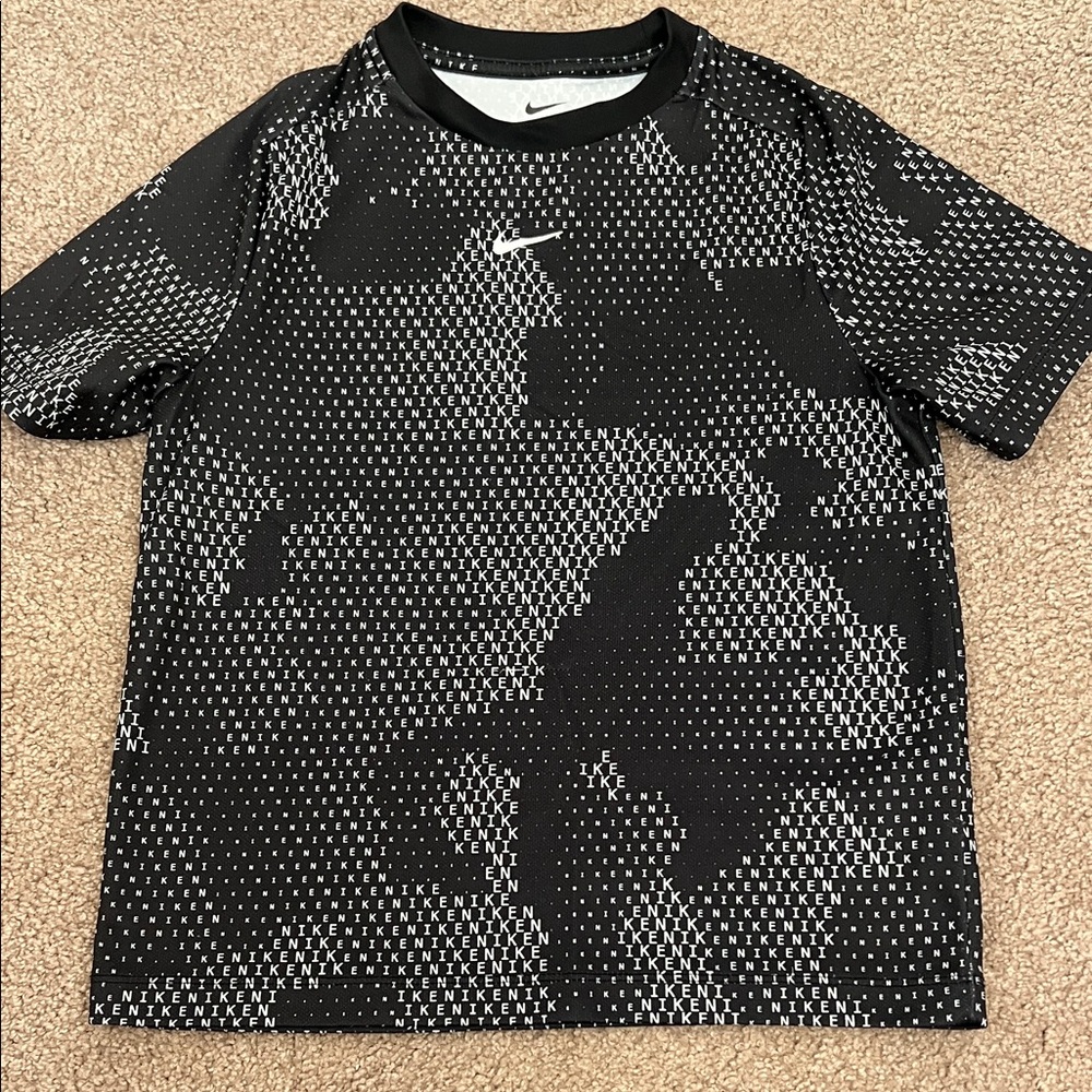 Nike Kids Black and White Patterned Tee